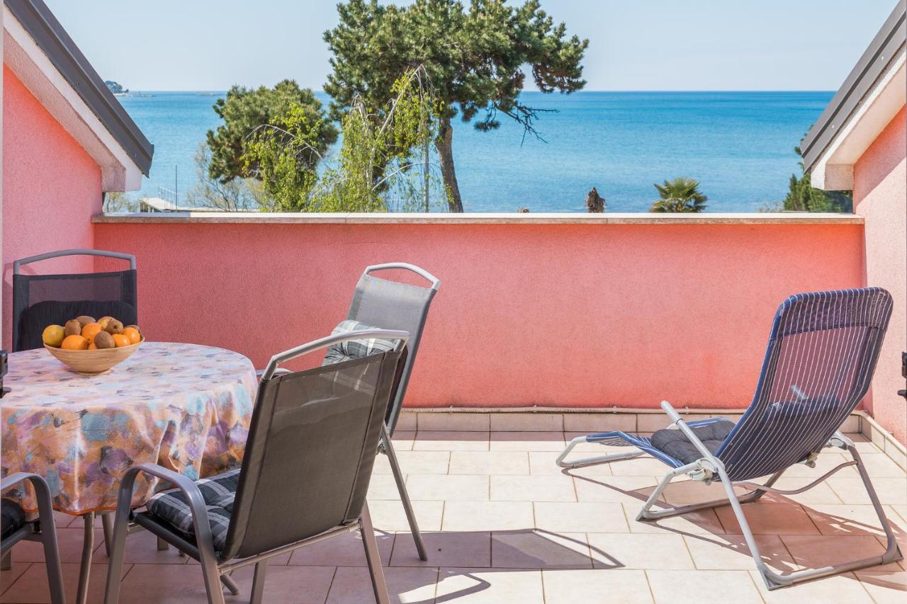 Apartment Sea Star With Stunning Sea View Poreč